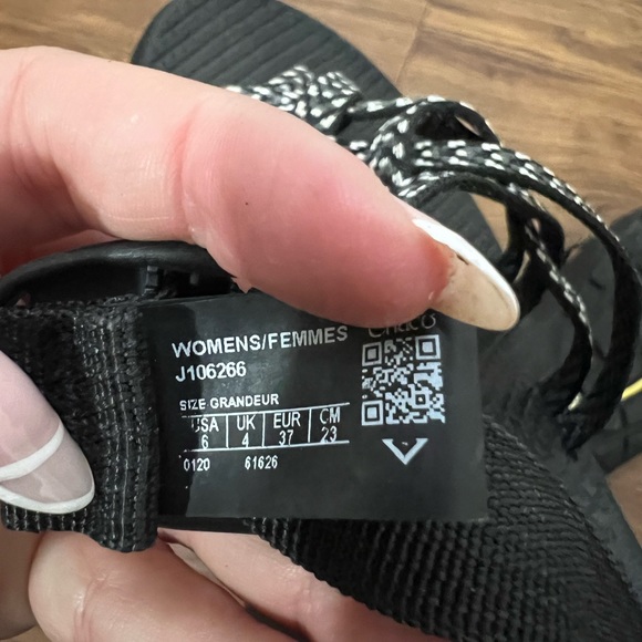 Chaco Boost Black ZX/2 Classic Sandals Size 6 US $100 - Picture 6 of 6